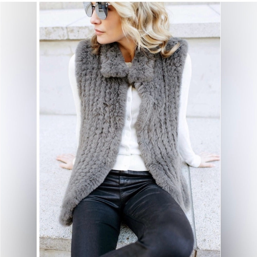 NWT Donna Saylers Fabulous Faux Fur Knitted Vest Slate Grey Size Medium - Picture 3 of 13